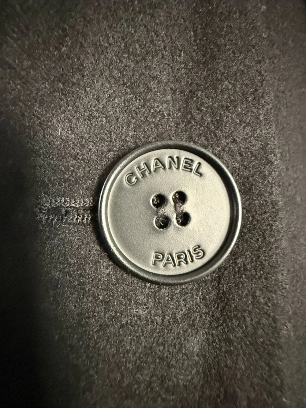 Chanel Green Tweed Jacket|Size: FR 34|USA: Size 2 (XS) - AS IS Missing Buttons